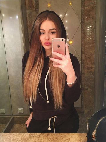 Проститутка Сесилия